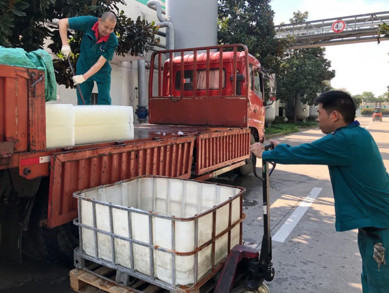 凯时AG（股票代码：002427）